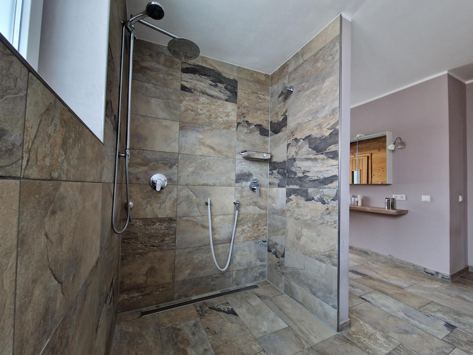 Wohnung Mit Sauna, Garten & Schwimmteich Битигхайм-Биссинген Экстерьер фото